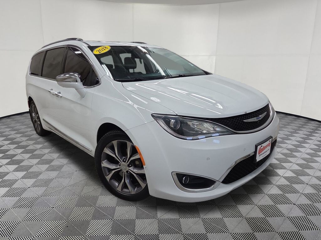 Used 2018 Chrysler Pacifica Limited Van