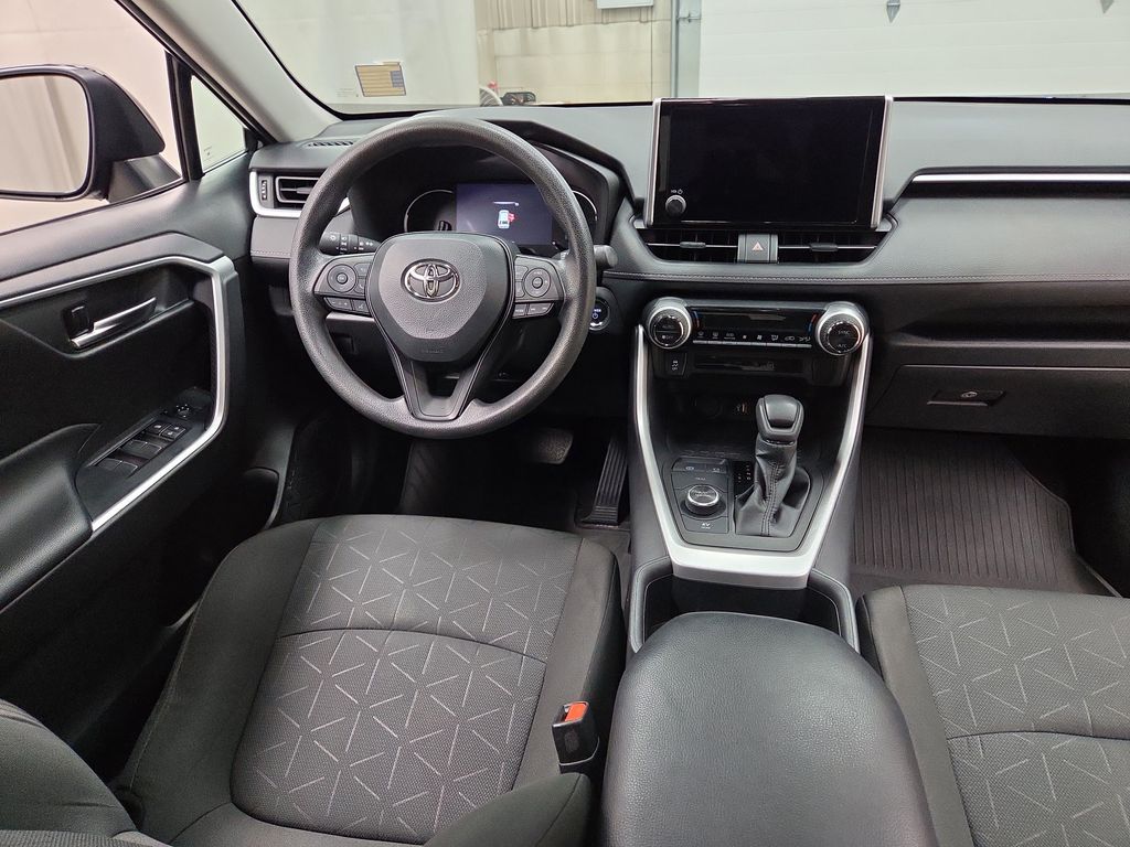 2023 Toyota RAV4 Woodland Edition - Photo 13