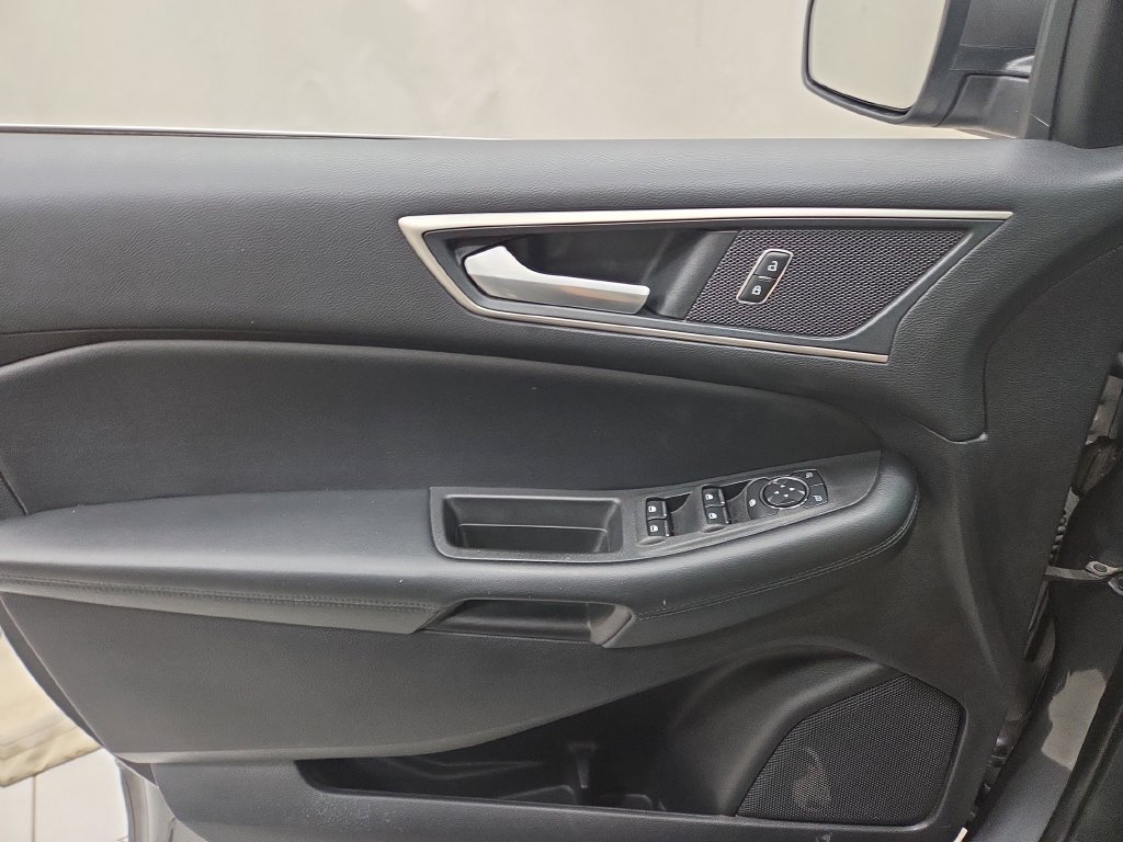 2022 Ford Edge SEL - Photo 20