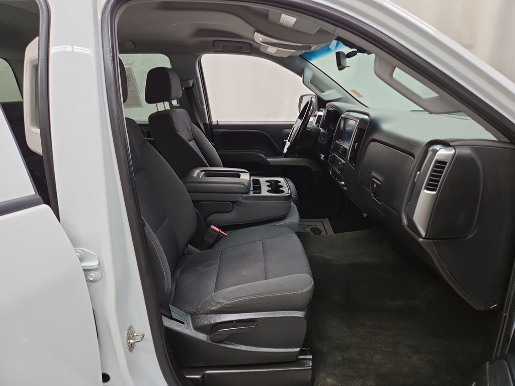 2018 Chevrolet Silverado 2500HD LT - Photo 11
