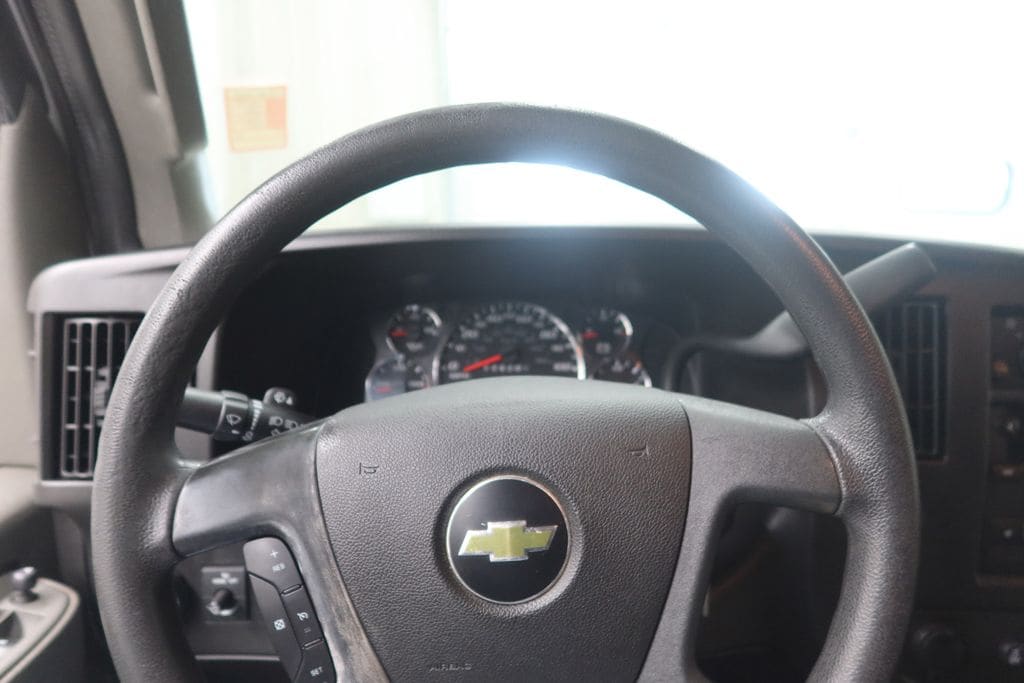 2017 Chevrolet Express Cargo Work Van - Photo 14