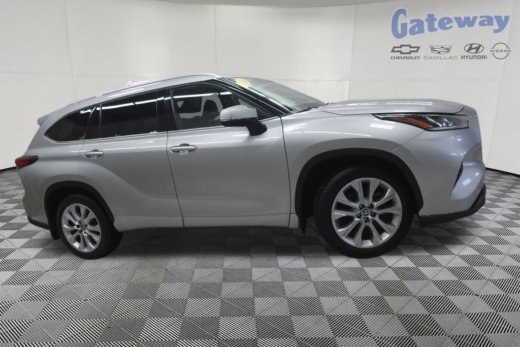 2021 Toyota Highlander