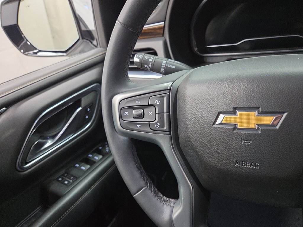 2023 Chevrolet Suburban Premier - Photo 20