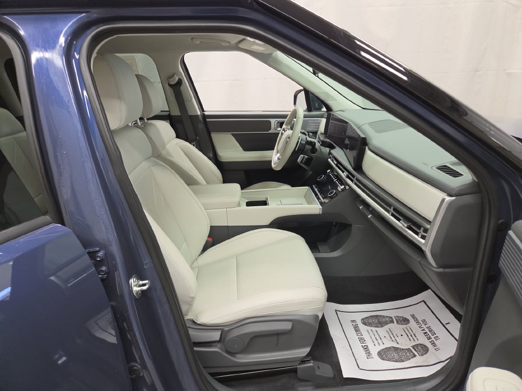 2025 Hyundai Santa Fe SEL - Photo 11