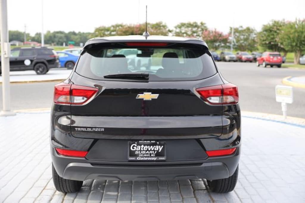 Used 2023 Chevrolet Trailblazer LS SUV