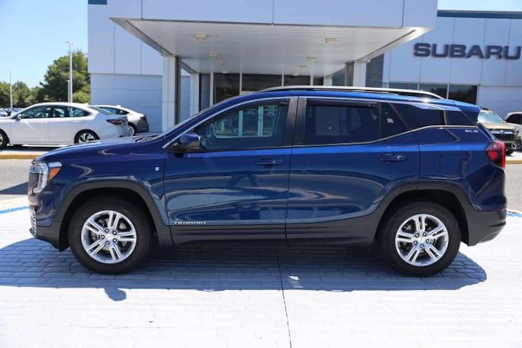 Used 2022 GMC Terrain SLE SUV