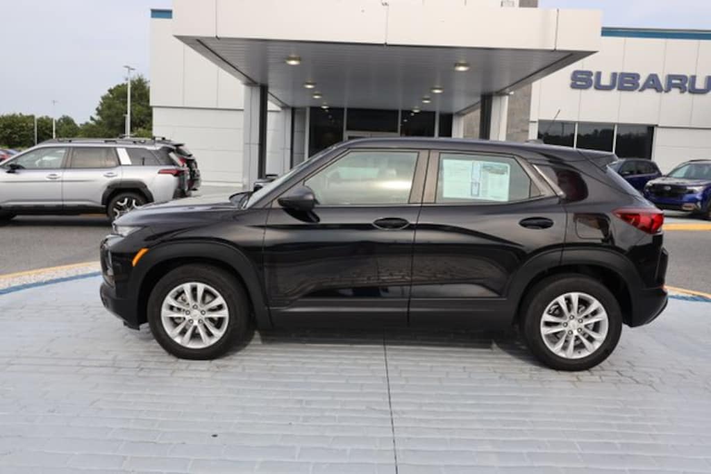 Used 2023 Chevrolet Trailblazer LS SUV