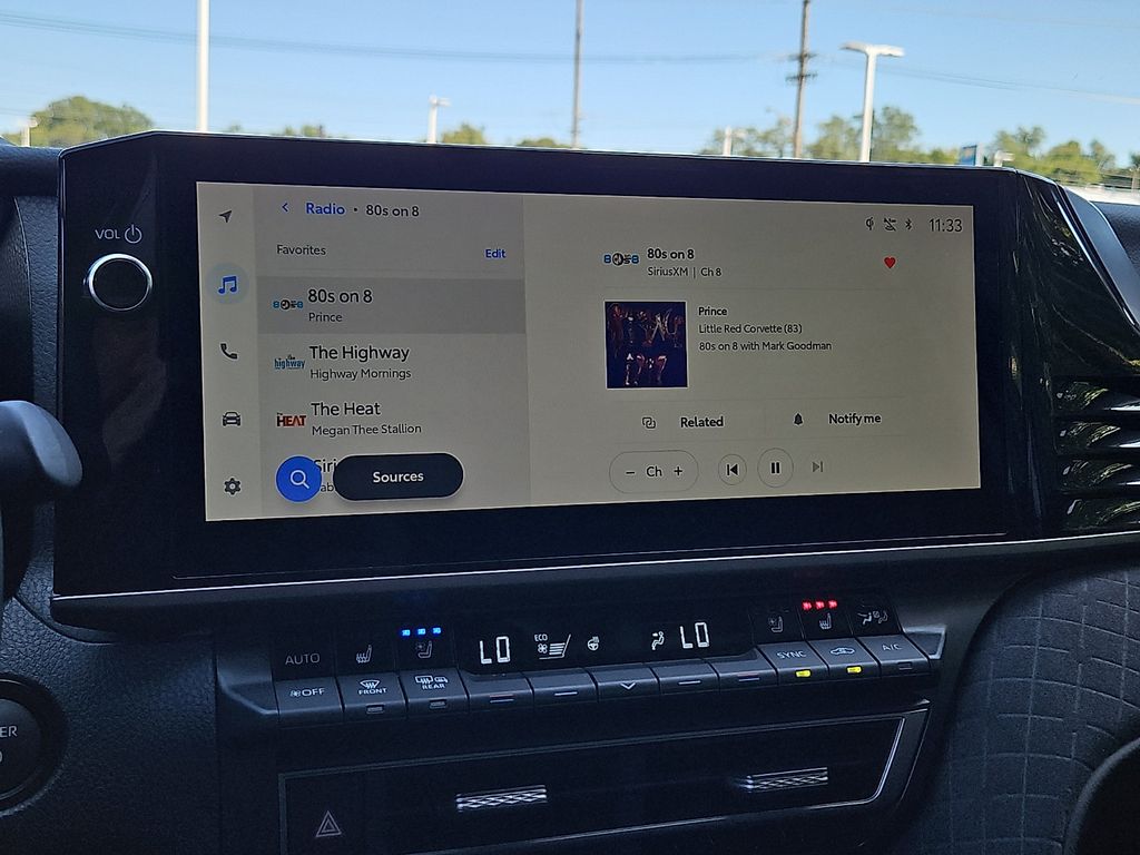 2026 Toyota Camry XLE - Photo 19