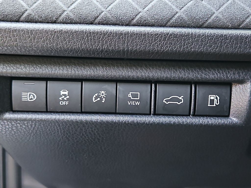 2026 Toyota Camry XLE - Photo 27