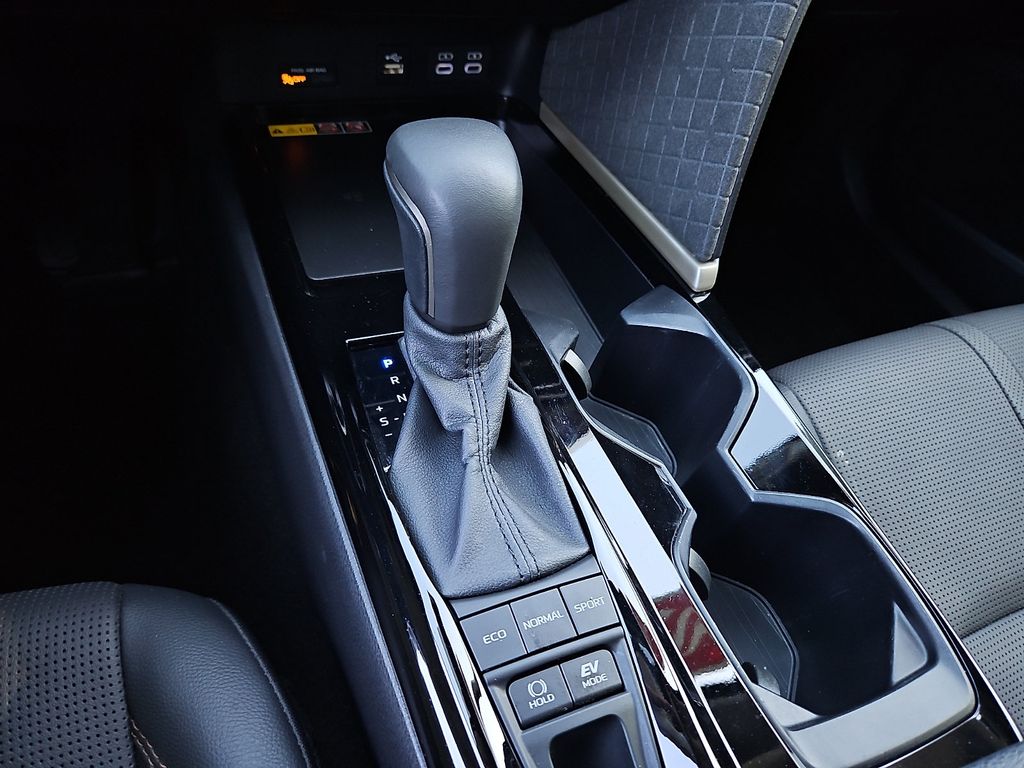 2026 Toyota Camry XLE - Photo 16