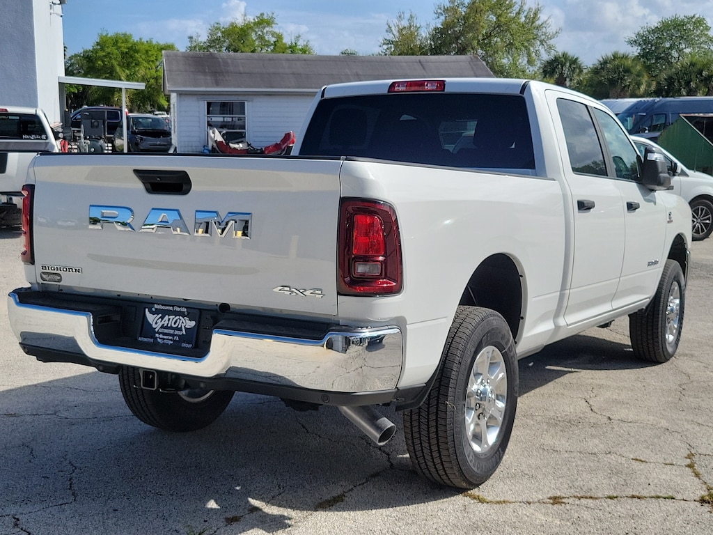 New 2026 Ram 2500 BIG HORN CREW CAB 4X4 6'4 BOX Pickup