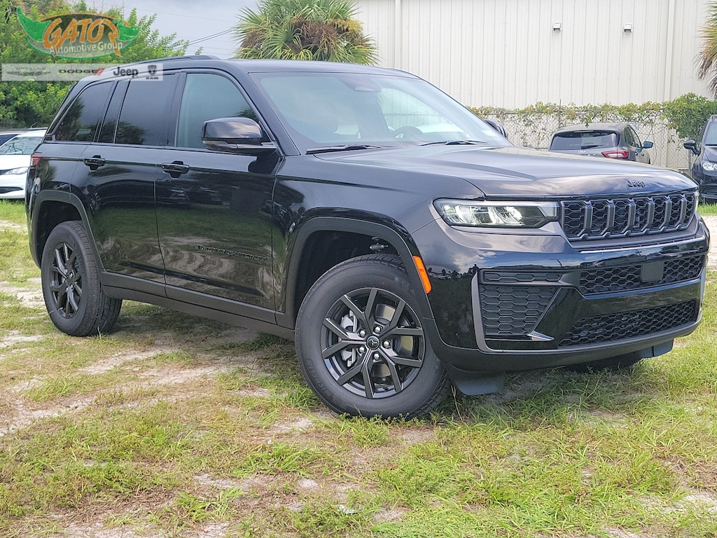 New 2027 Jeep Grand Cherokee LAREDO ALTITUDE 4X4 Sport Utility