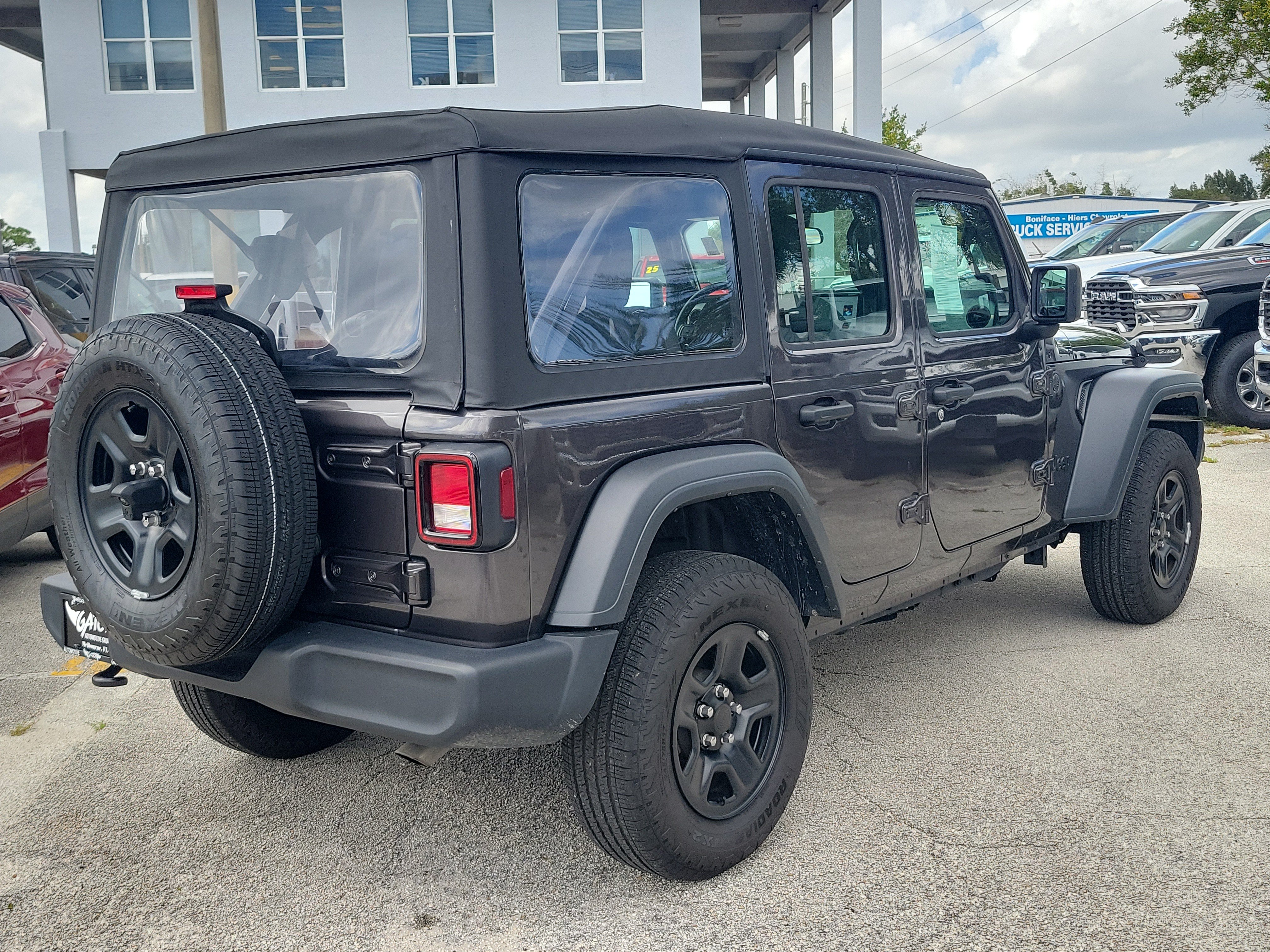 Used 2025 Jeep Wrangler Sport SUV