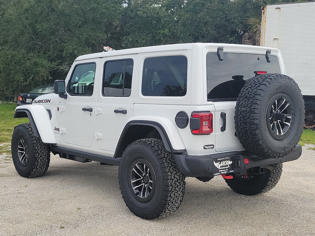 New 2027 Jeep Wrangler 4-DOOR RUBICON X Sport Utility