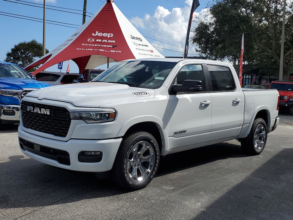 New 2026 Ram 1500 BIG HORN CREW CAB 4X2 5'7 BOX Pickup