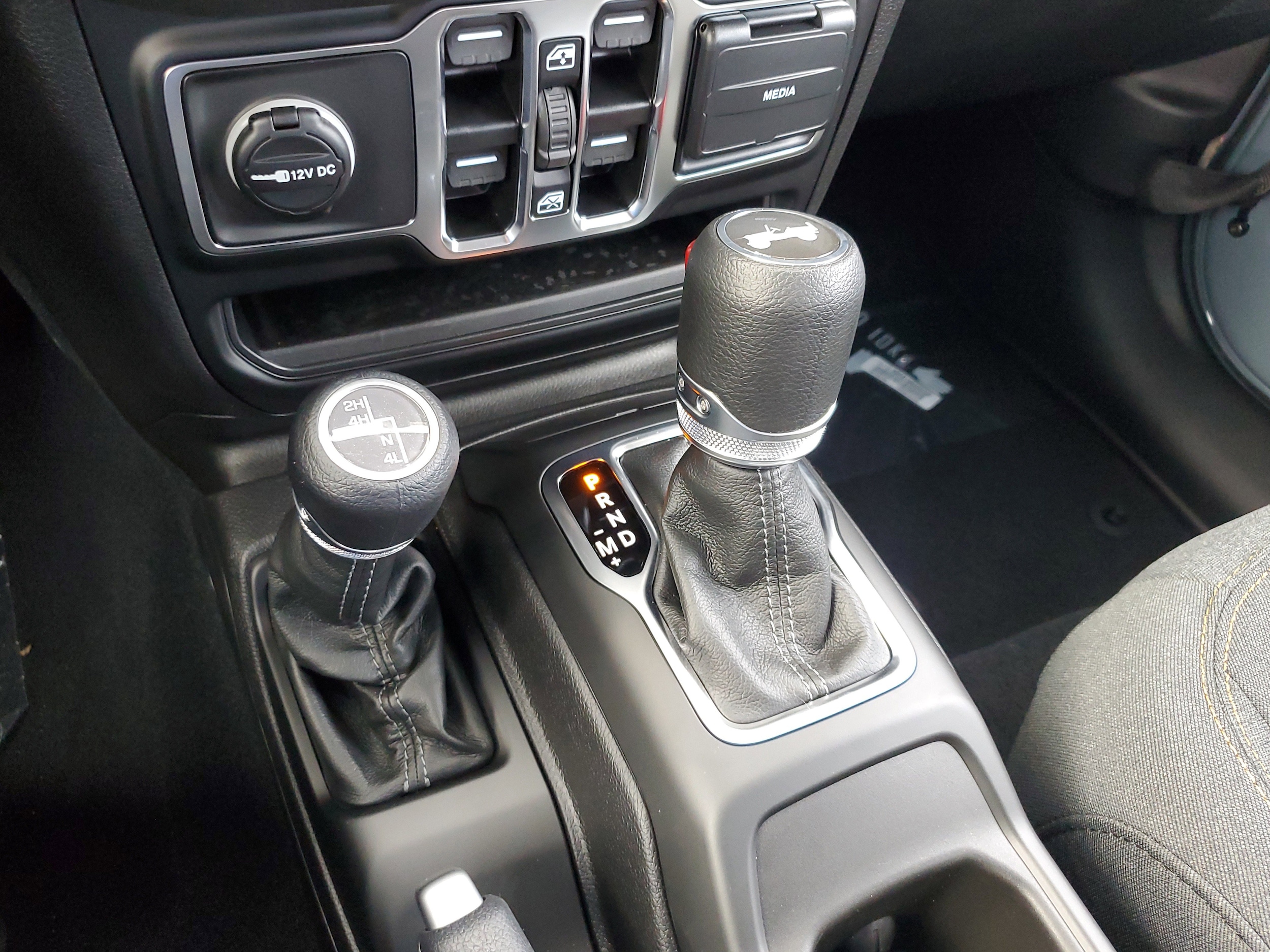 2026 Jeep Wrangler 4-Door Sport - Photo 13