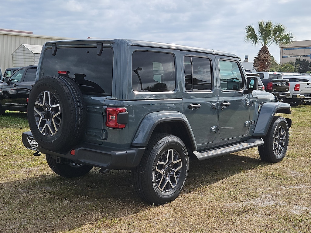 New 2026 Jeep Wrangler 4-DOOR SAHARA Sport Utility