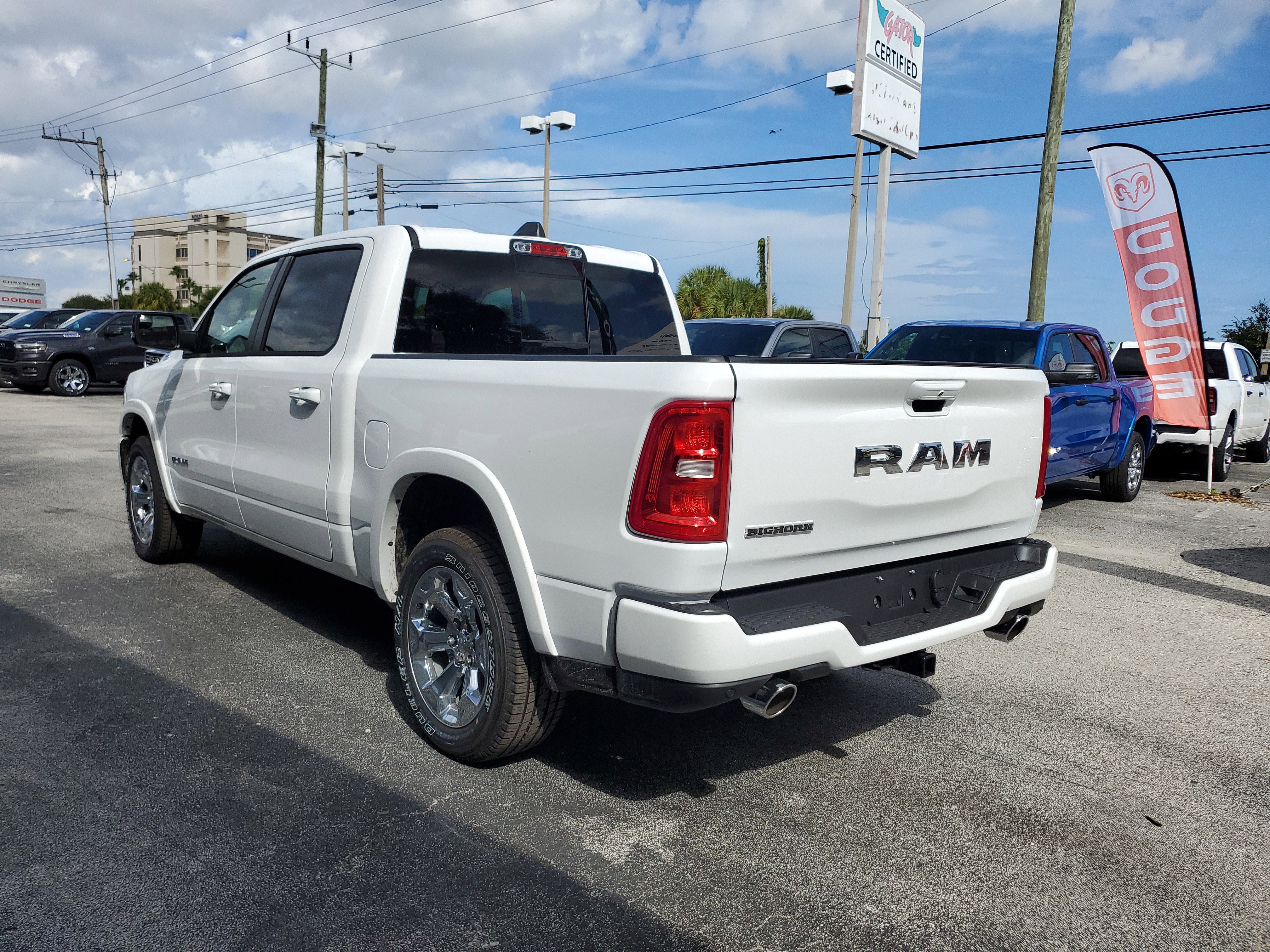 New 2026 Ram 1500 BIG HORN CREW CAB 4X2 5'7 BOX Pickup
