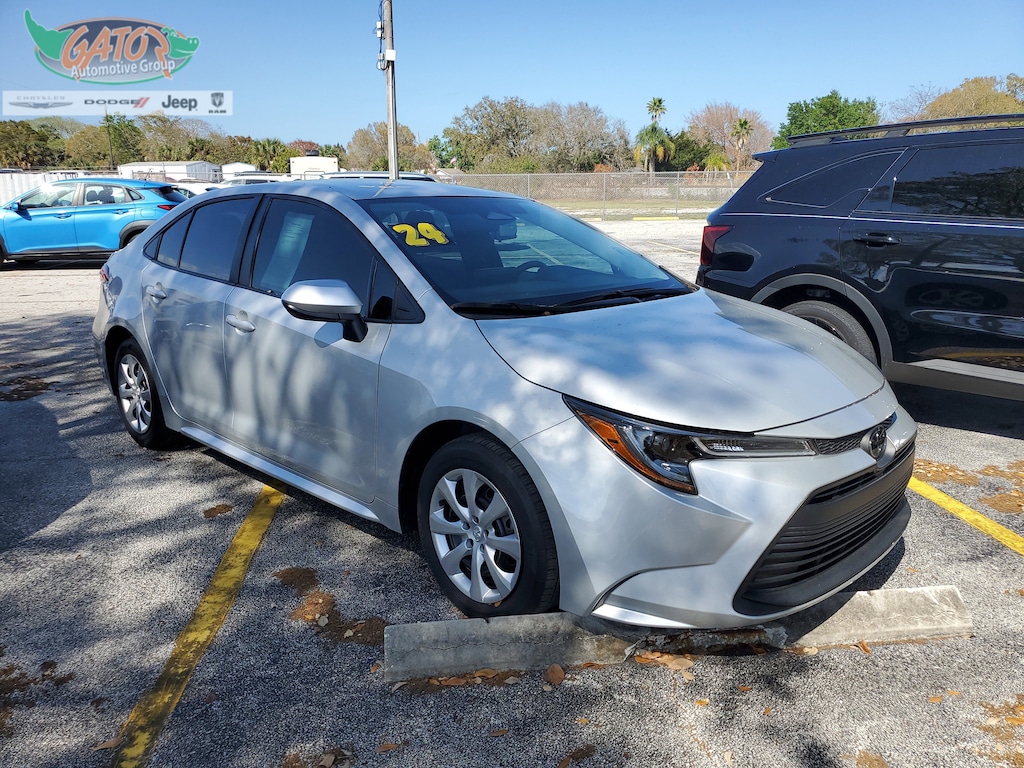 Used 2024 Toyota Corolla LE LE CVT