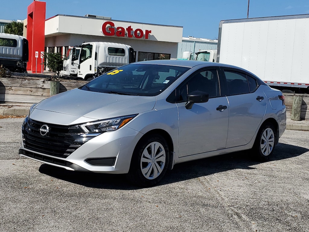 Used 2025 Nissan Versa 1.6 S Sedan