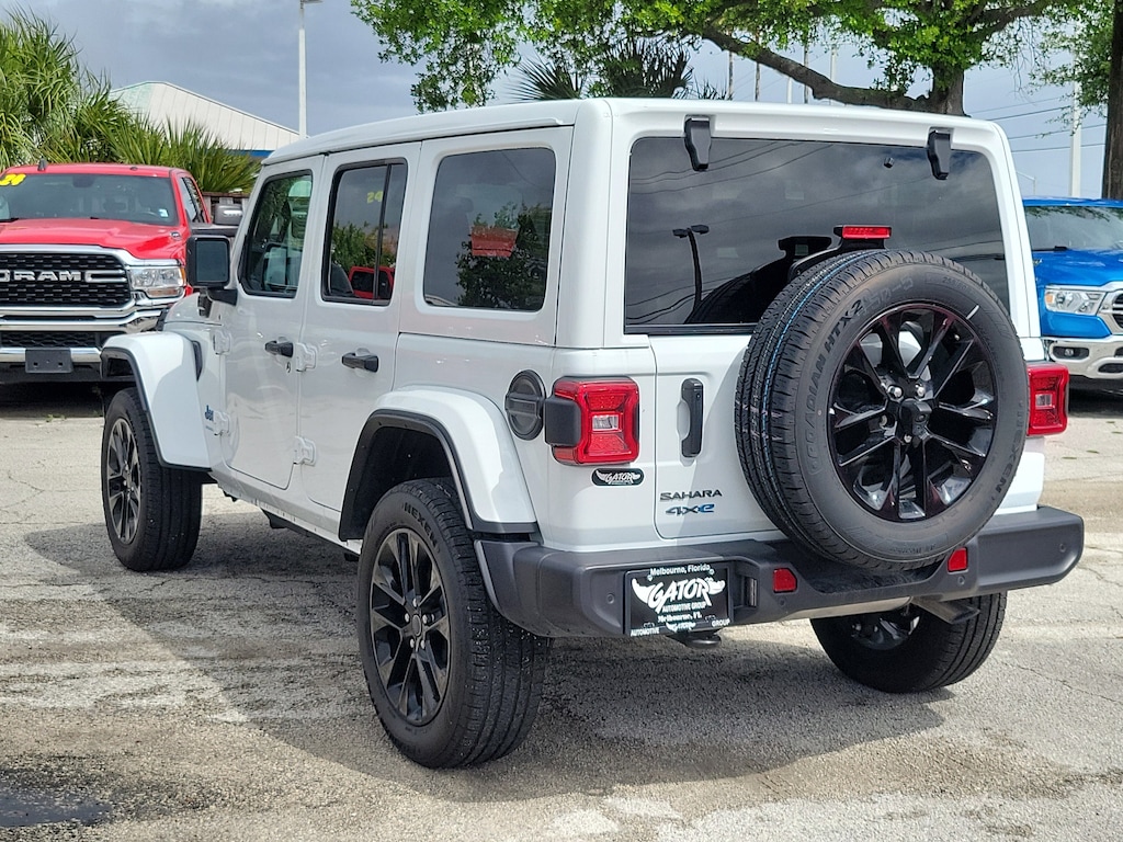 Used 2025 Jeep Wrangler 4xe Sahara SUV