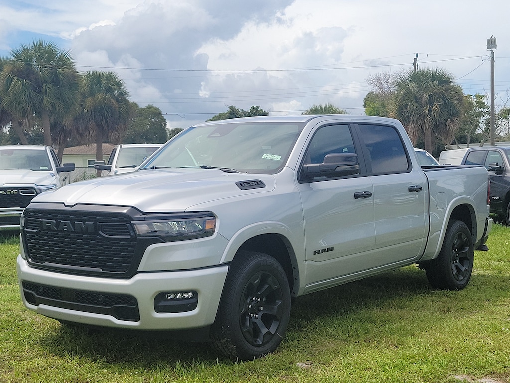 New 2027 Ram 1500 BIG HORN CREW CAB 4X4 5'7 BOX Pickup