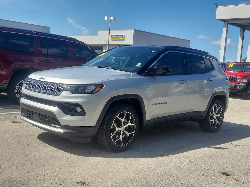 Used 2024 Jeep Compass Limited SUV