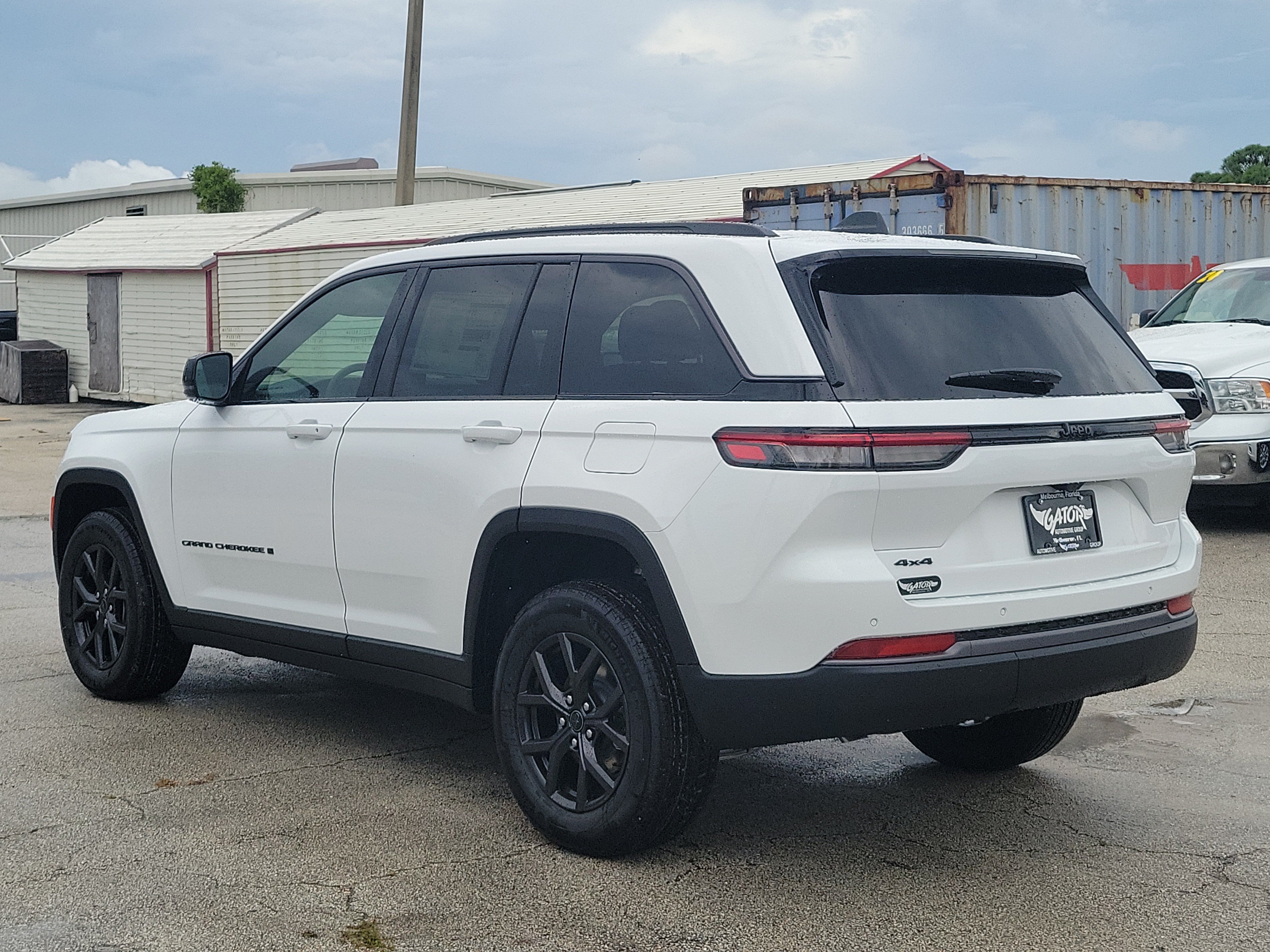 New 2027 Jeep Grand Cherokee LAREDO ALTITUDE 4X4 Sport Utility
