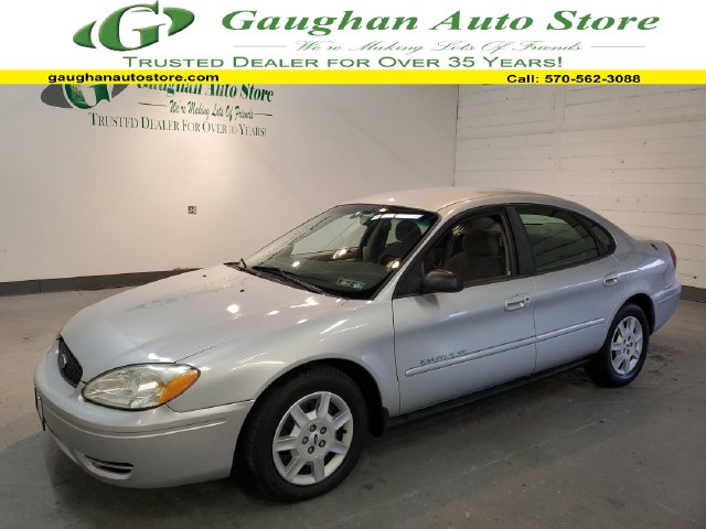 2005 Ford Taurus