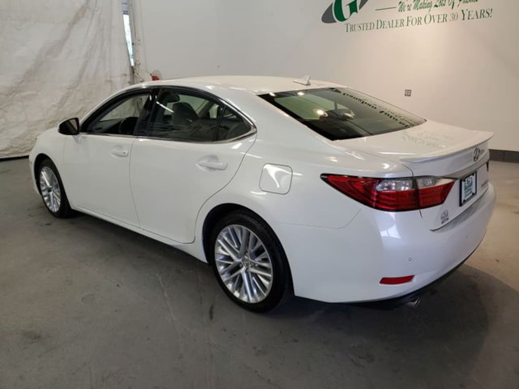 Used 2013 Lexus ES 350 4dr Sdn Sedan