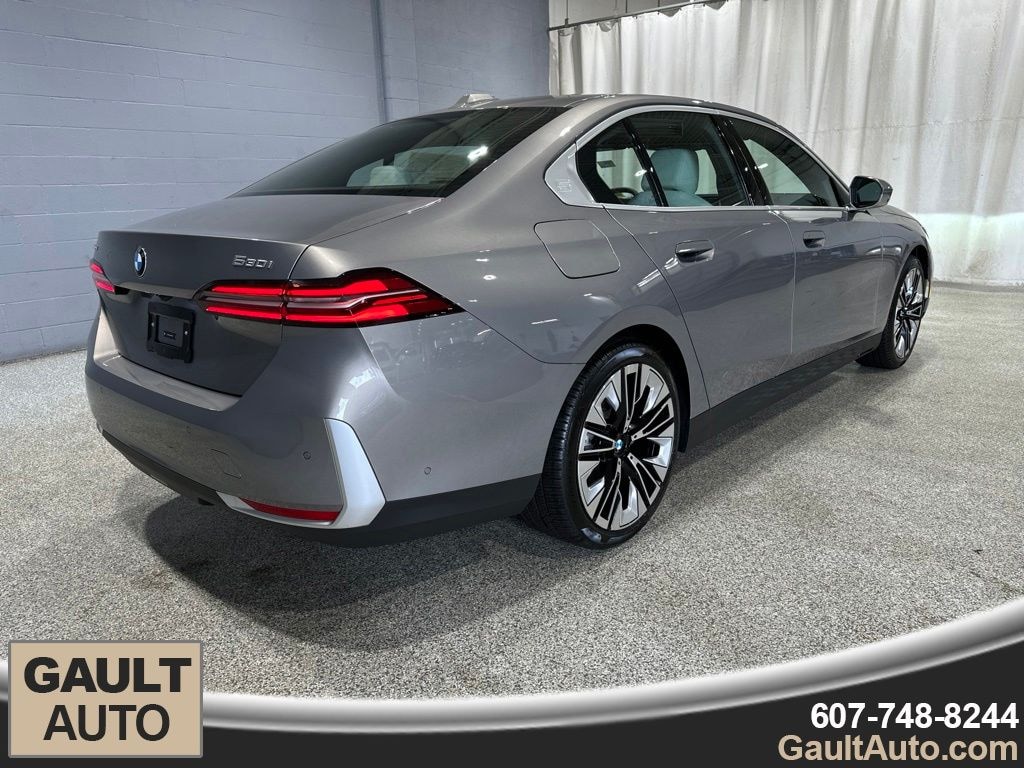 New 2027 BMW 5 Series 530i xDrive Sedan