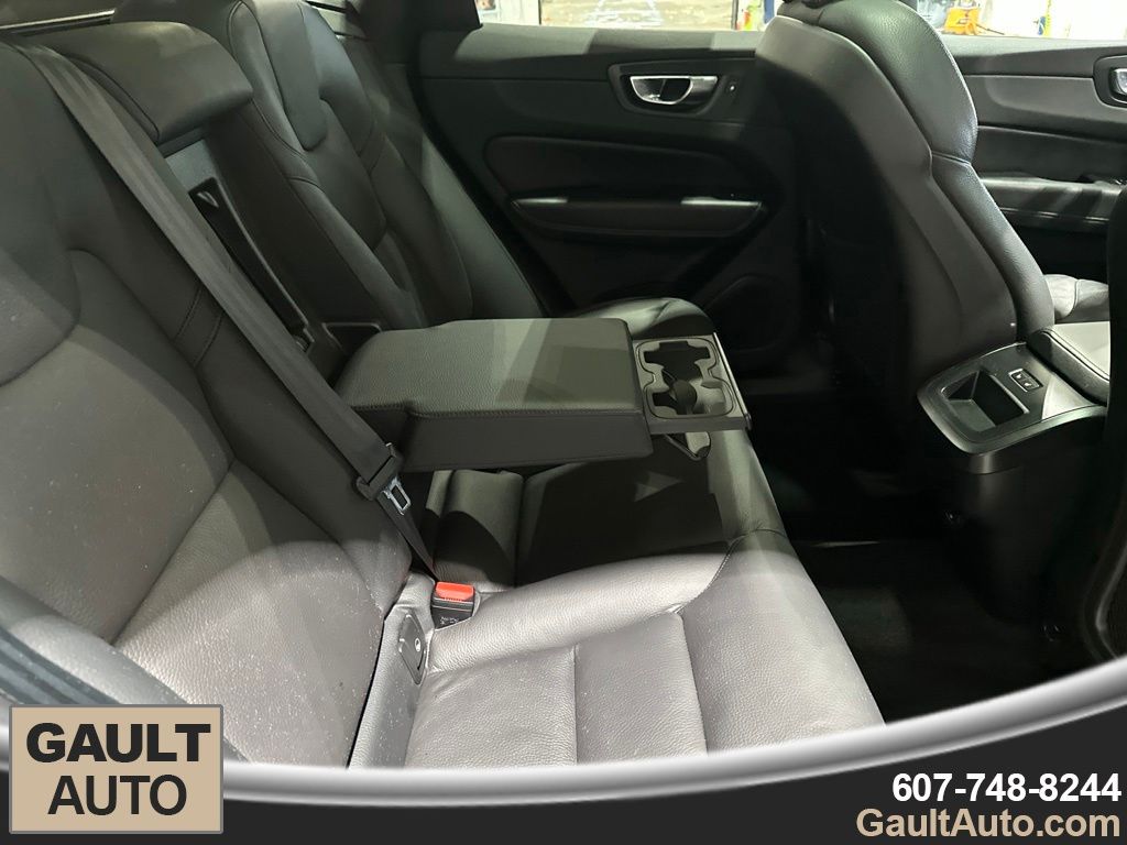 2023 Volvo XC60 Plus - Photo 20