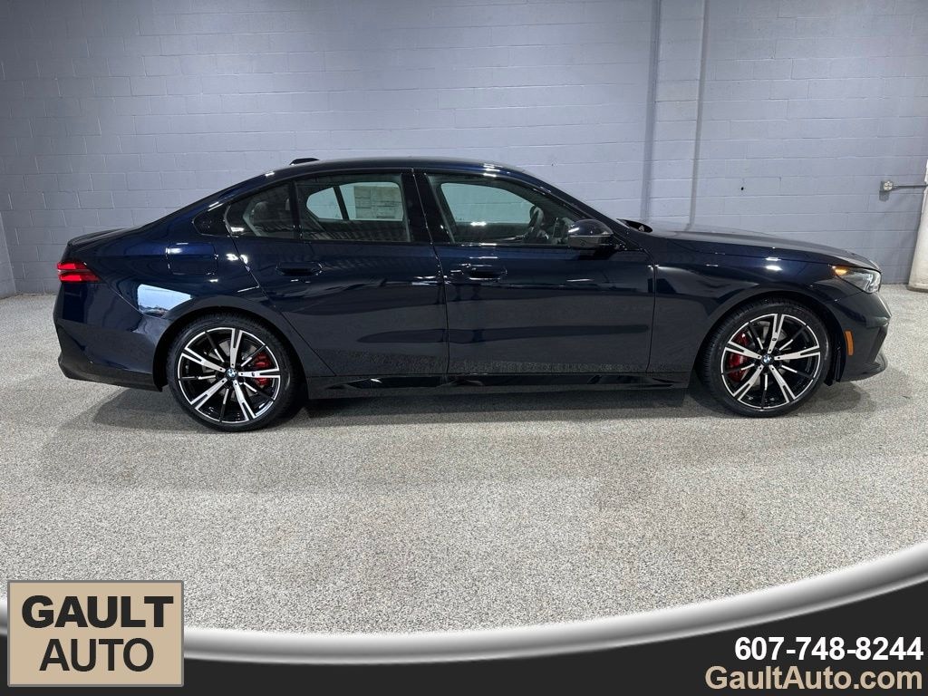 New 2027 BMW 5 Series 530i xDrive Sedan