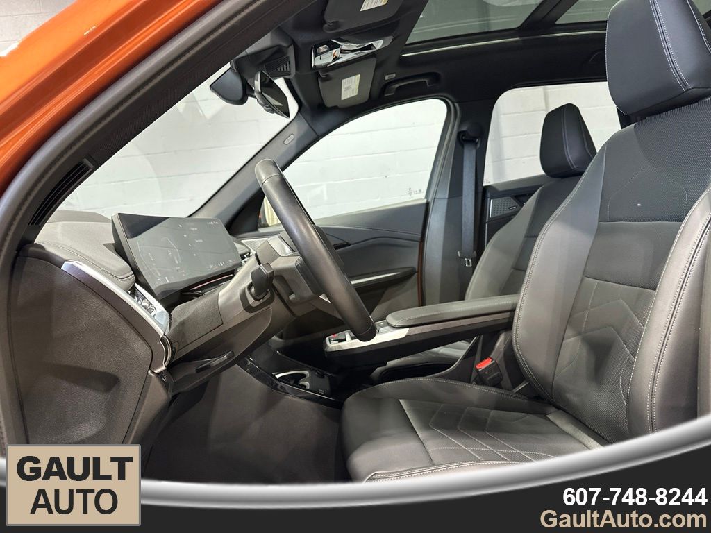 2025 BMW X1 28i - Photo 11