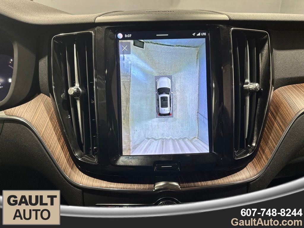 2023 Volvo XC60 Plus - Photo 10