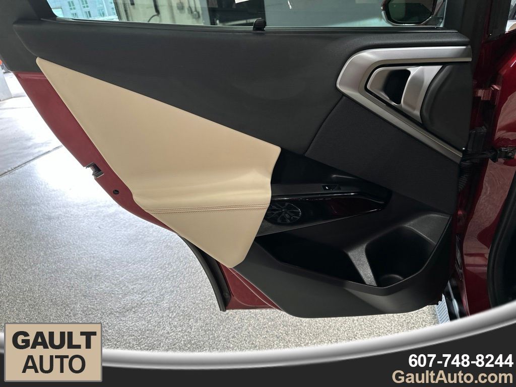 2026 BMW X3 30 - Photo 13