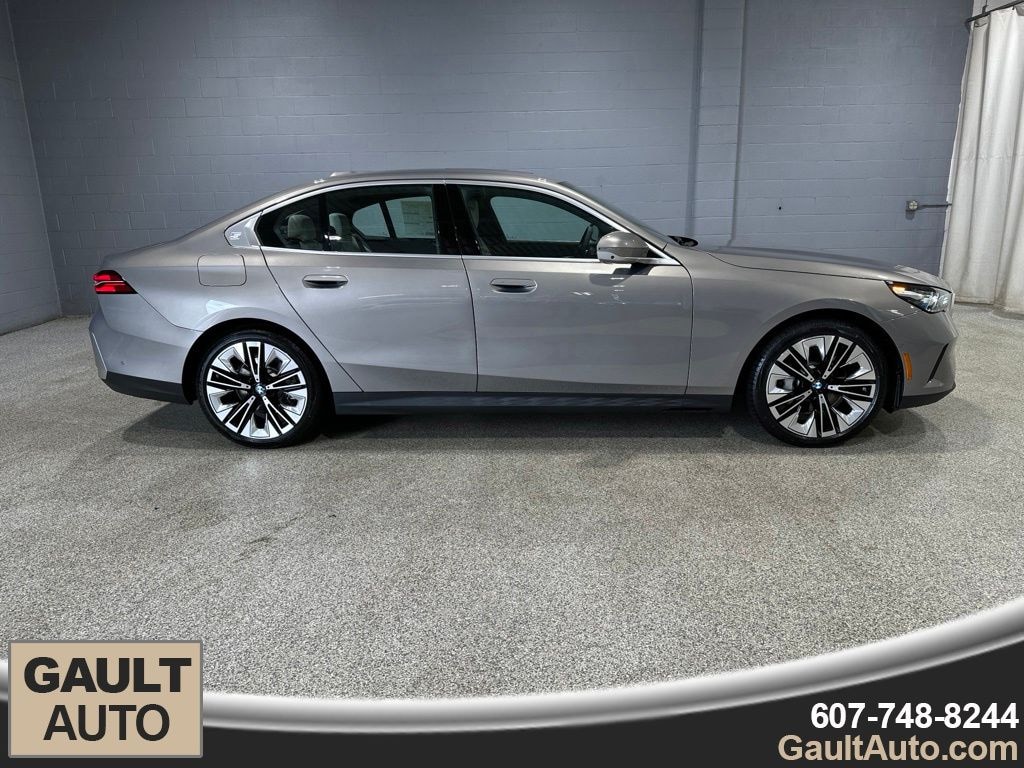 New 2027 BMW 5 Series 530i xDrive Sedan