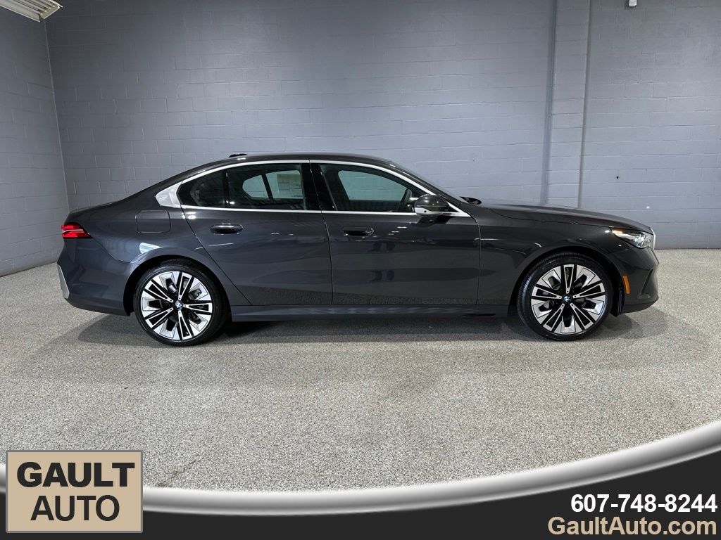 New 2027 BMW 530i xDrive Sedan