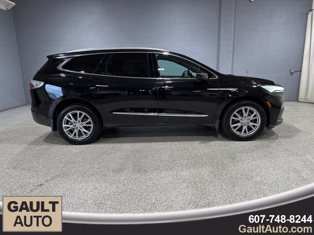 Used 2024 Buick Enclave Essence SUV