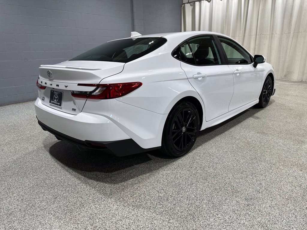 Used 2025 Toyota Camry SE Sedan