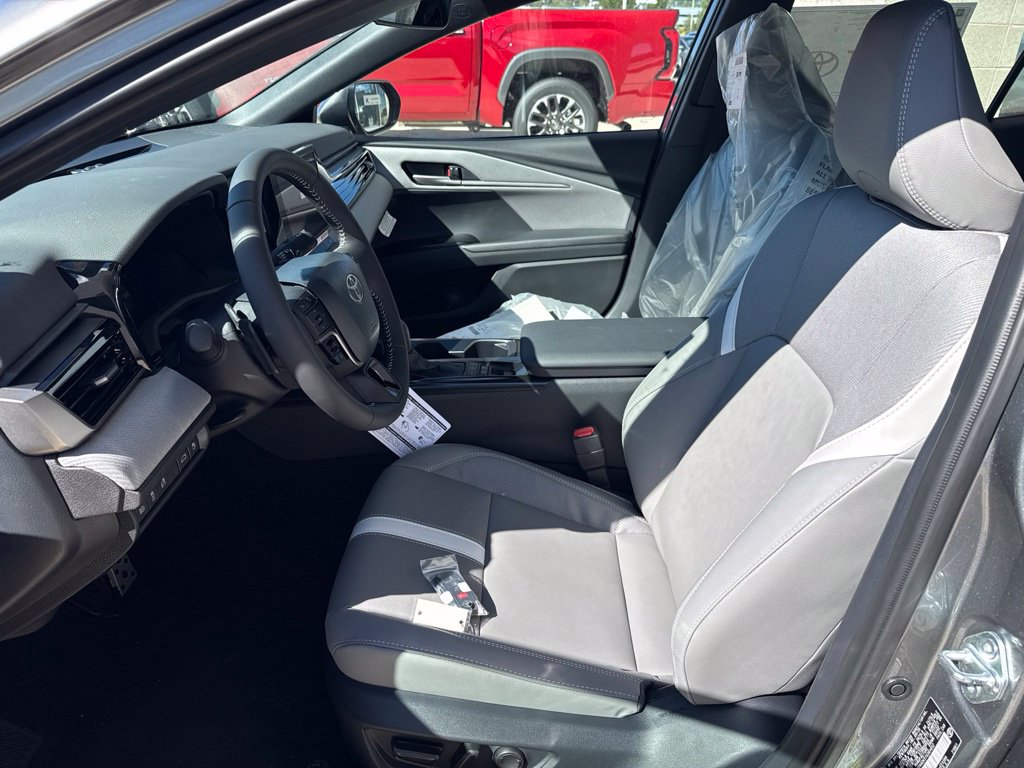 New 2026 Toyota Camry SE Sedan