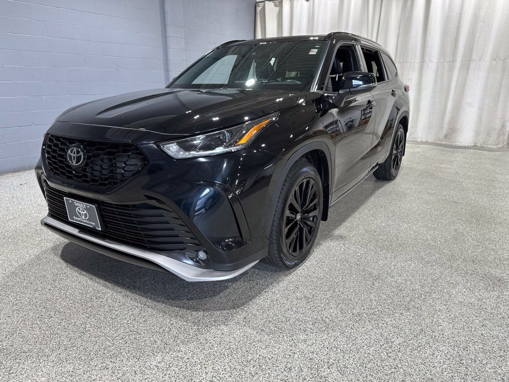 Used 2023 Toyota Highlander XSE SUV