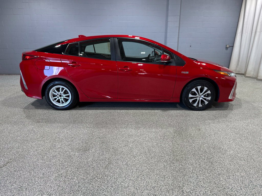Used 2022 Toyota Prius Prime XLE Hatchback
