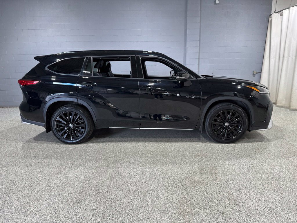 Used 2023 Toyota Highlander XSE SUV