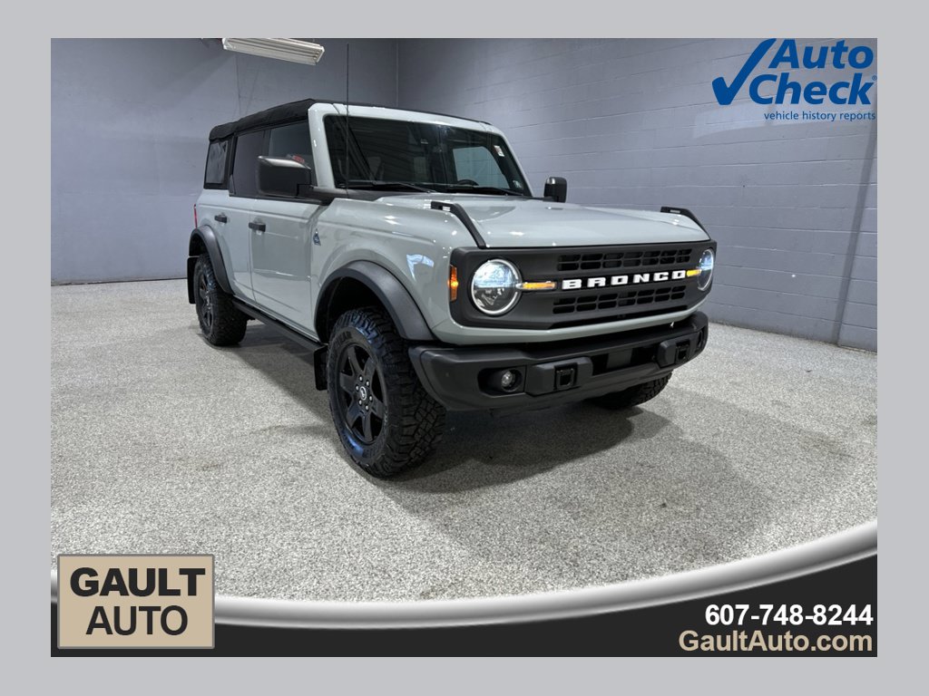 2023 Ford Bronco 4-Door Black Diamond