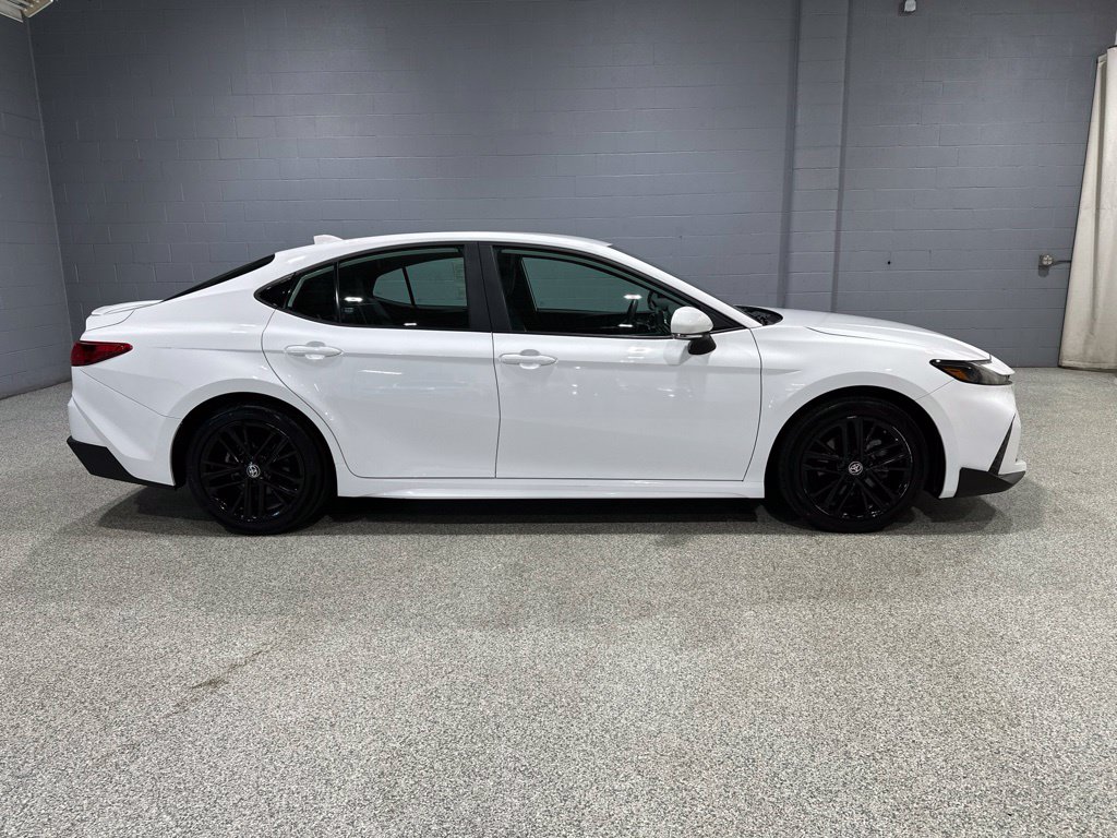 Used 2025 Toyota Camry SE Sedan