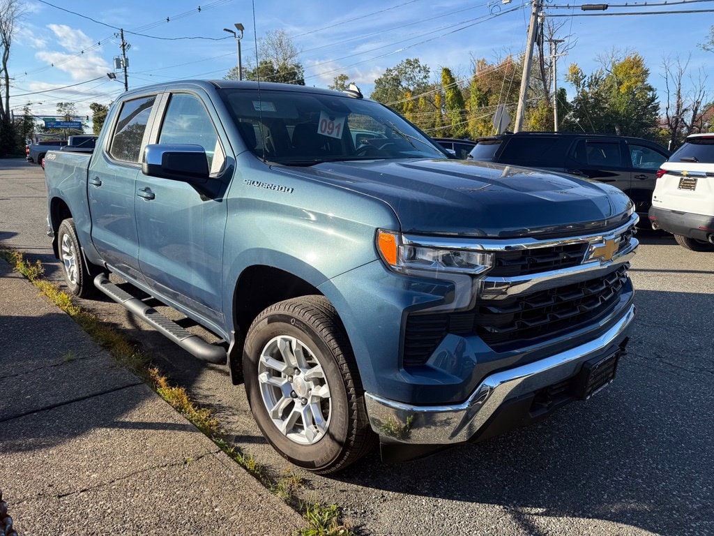 2024 Chevrolet Silverado 1500 LT