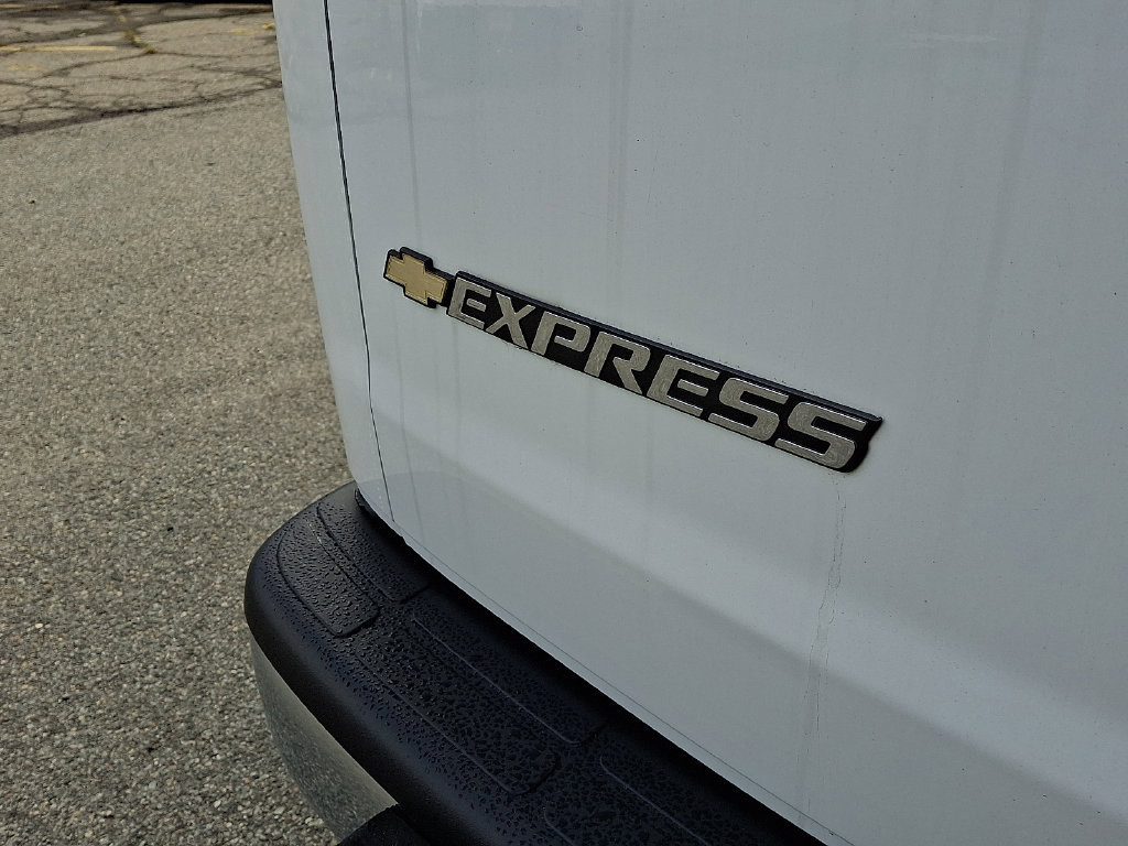 2025 Chevrolet Express Cargo Work Van - Photo 33