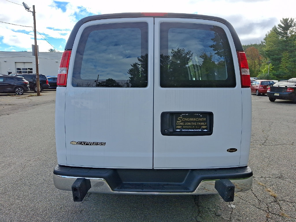 2025 Chevrolet Express Cargo Work Van - Photo 6