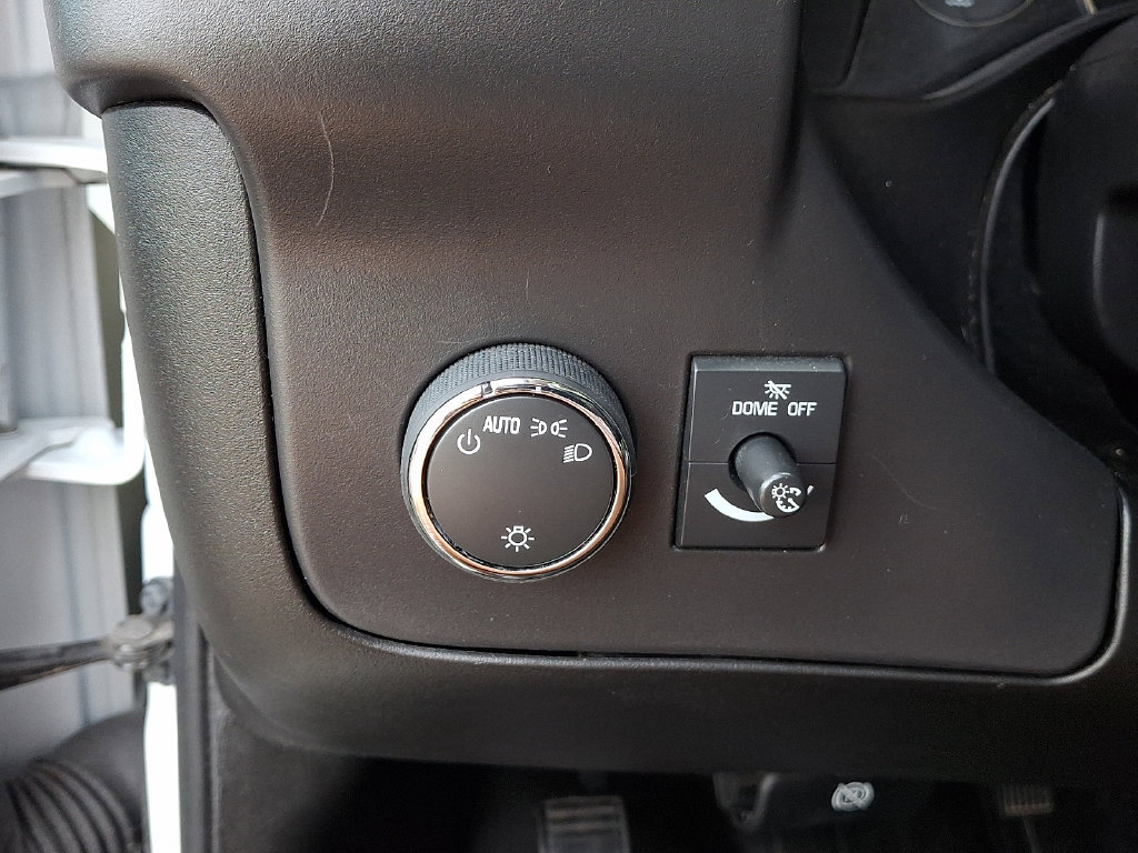 2025 Chevrolet Express Cargo Work Van - Photo 29